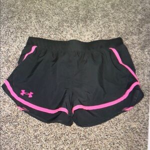 Under Armour Woman’s Size Medium Shorts